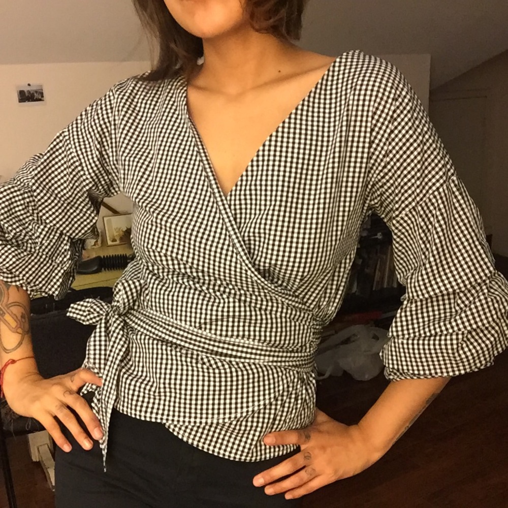 Gingham wrap Top